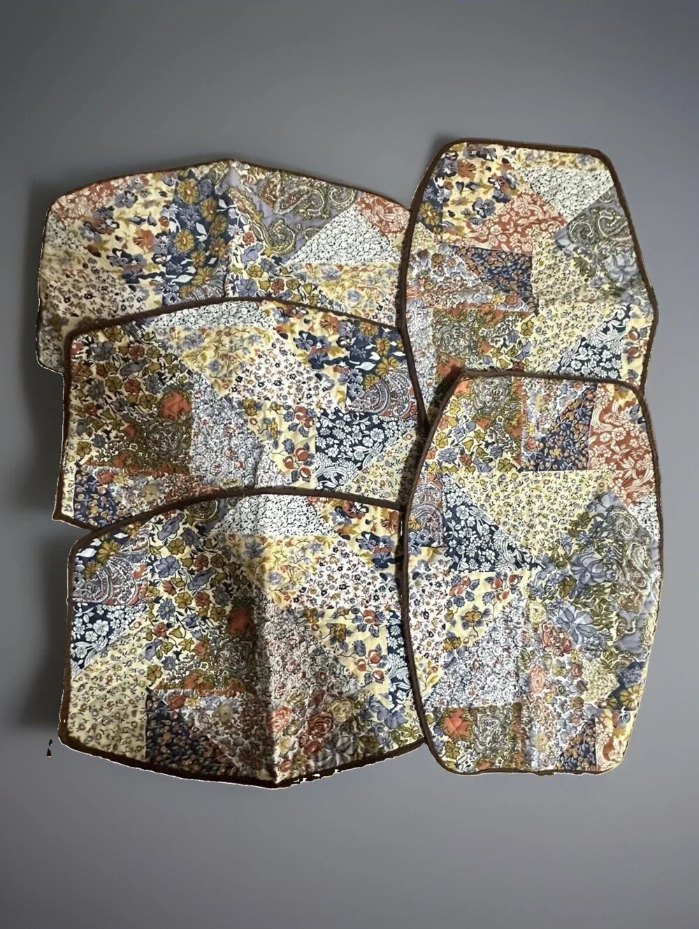 Vintage 70's Handmade PlaceMat Patchwork Quilted Shabby Chic cottage Boho Dining